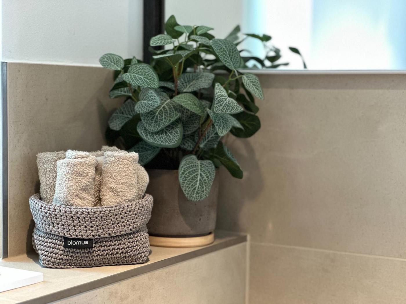 Truly - Viel Platz Fuer Business & Familie - Modern, Garage, Fahrstuhl Apartment *
