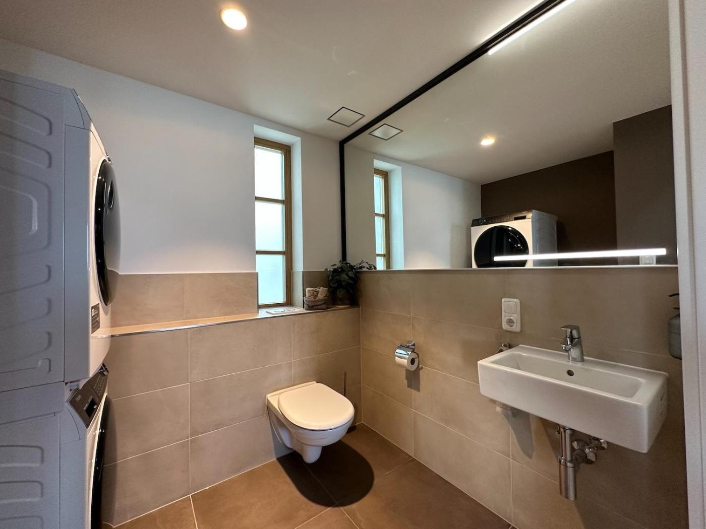 Truly - Viel Platz Fuer Business & Familie - Modern, Garage, Fahrstuhl *